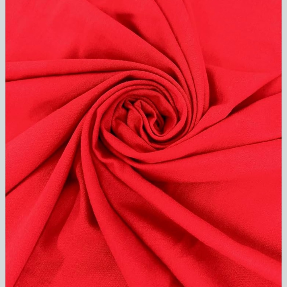 NWT.10 yardas Bright Red Fabric,elastic fabric in two directions.60 inches wide.